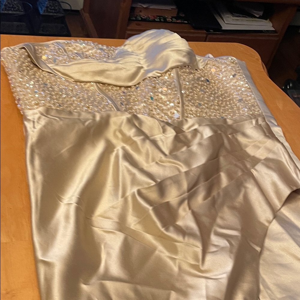 Elegant Gold Strapless Gown